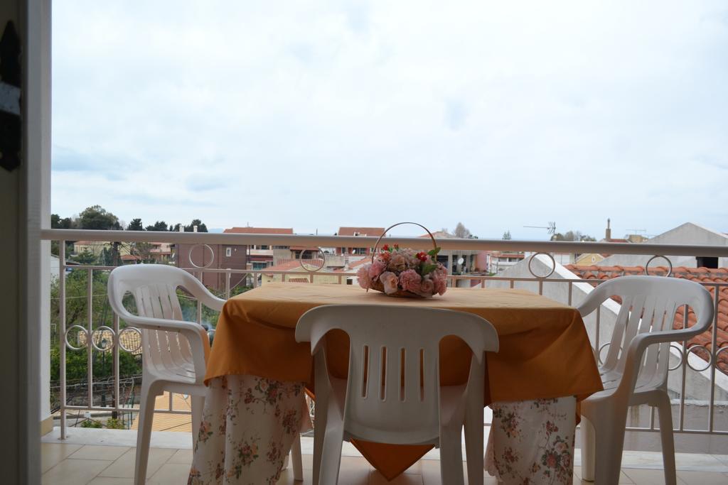 Koskinas Apartments Acharavi  Pokoj fotografie